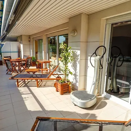 Apartment Deluxe By The Beach By Hello Sitges