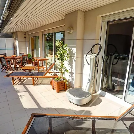 Deluxe By The Beach By Hello Apartment Sitges